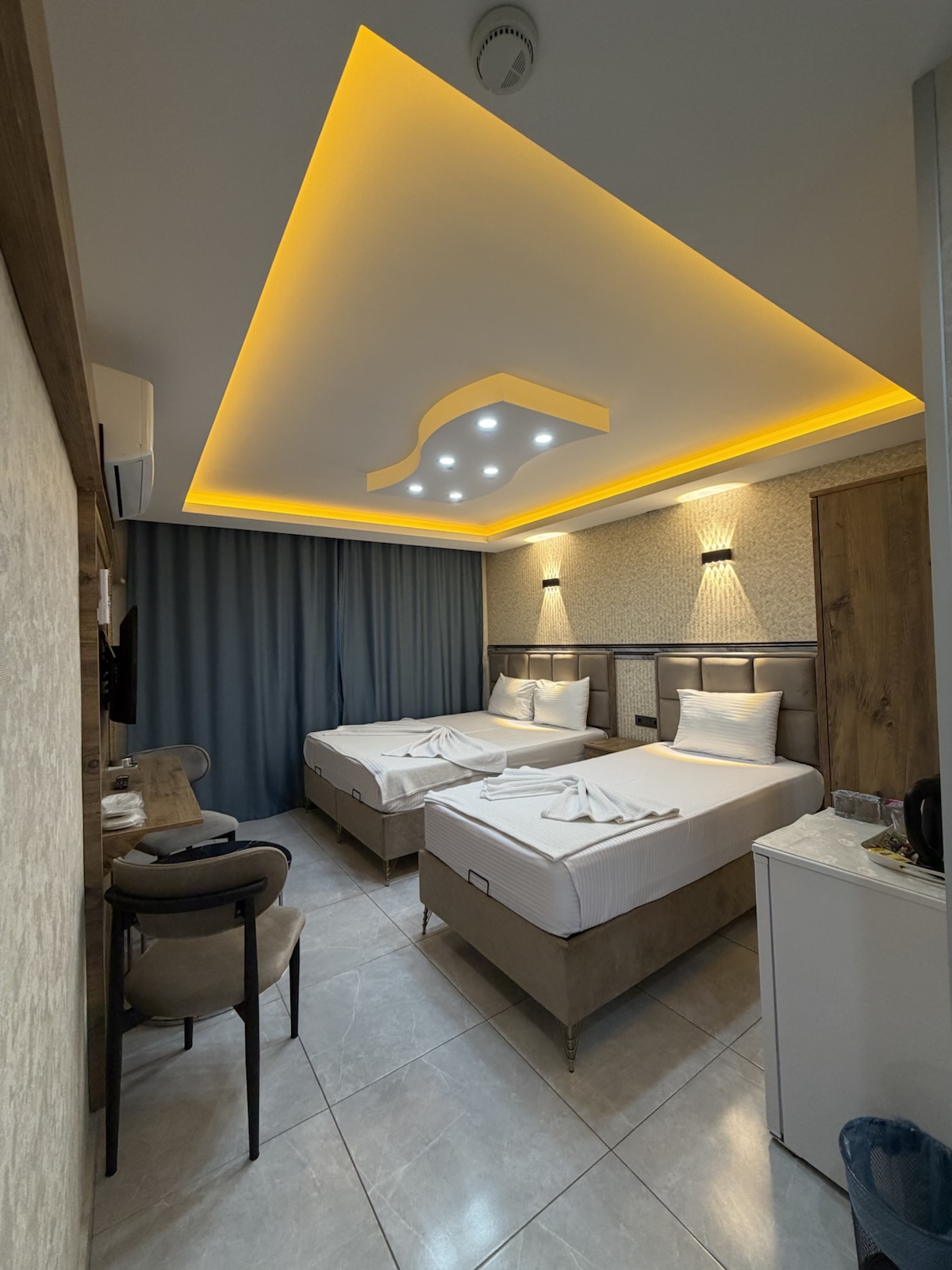 Double + Single Room – Çukurova Tius Otel
